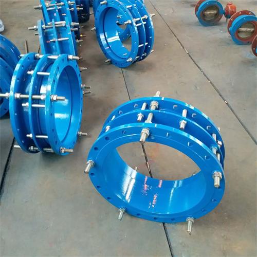 伸縮器是泵，閥門，管道等設備與管